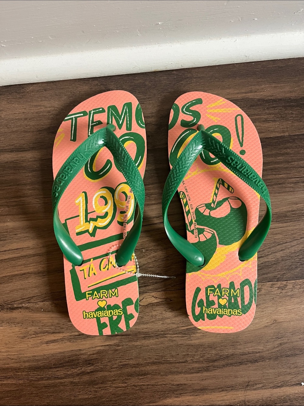 Havaianas/Farm RIO Flip Flops in Coral Pink with Green Straps